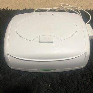 Prince Lionheart Baby Wipes Warmer ! Like New Comes With Adapter.